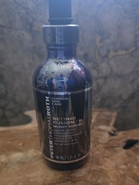 Peter Thomas Roth Retinol Fusion PM Night Serum - Jumbi Size Bottle